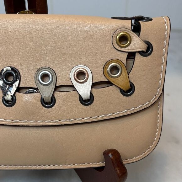 Coach Wristlet Bag Purse Clutch Leather Snakeskin Like New Link Detail Like New! - Picture 5 of 16